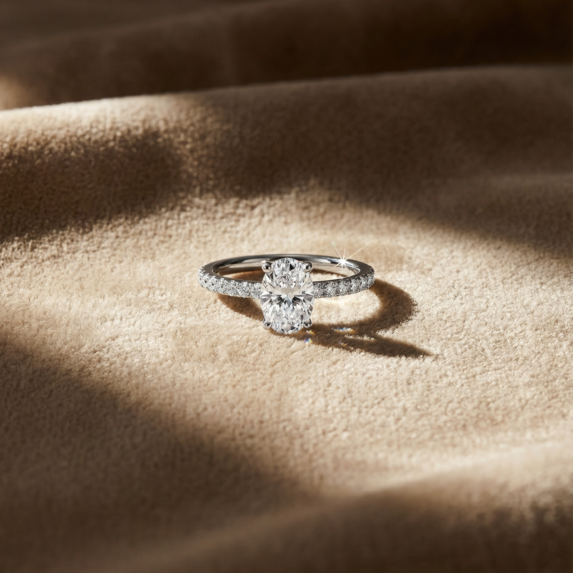 Flo Diamanten Solitaire Pavé Ring Ovaal - 0.7ct – 1.8ct