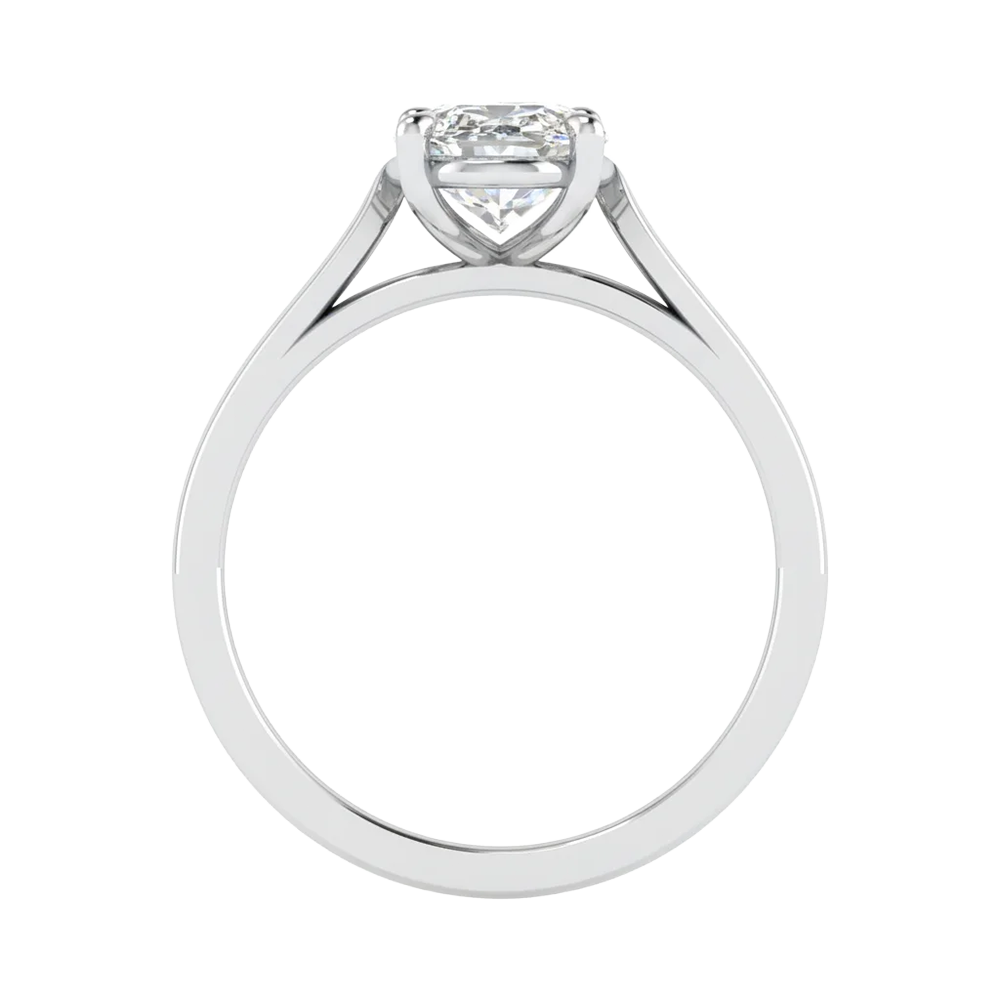 Ovale Solitaire Ring met 4‑Poots Zetting en Flat‑Rectangular Band 0,25–3 karaat